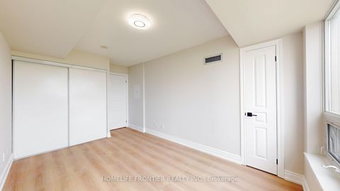 Photo 10 at 1007 - 7 North Park Road, Beverley Glen, Vaughan