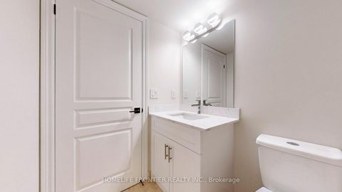 Photo 13 at 1007 - 7 North Park Road, Beverley Glen, Vaughan