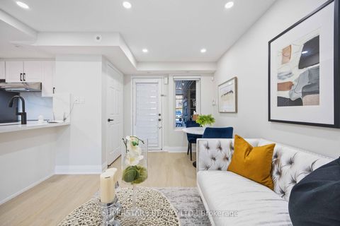 Photo 5 at 120 - 42 Pinery Trail, Malvern, Toronto