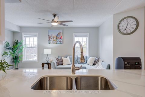 Photo 12 at 314 - 1460 Bishops Gate, GA Glen Abbey, Oakville