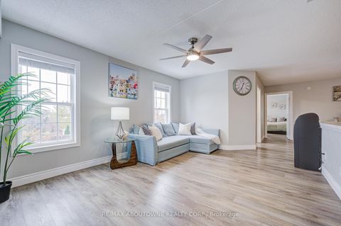 Photo 14 at 314 - 1460 Bishops Gate, GA Glen Abbey, Oakville