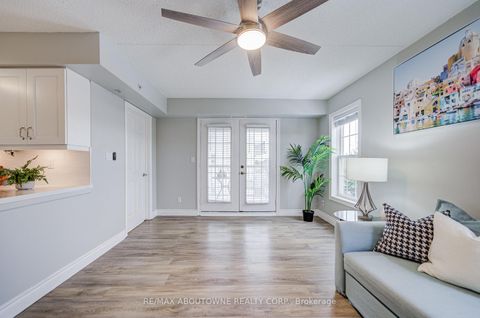 Photo 21 at 314 - 1460 Bishops Gate, GA Glen Abbey, Oakville