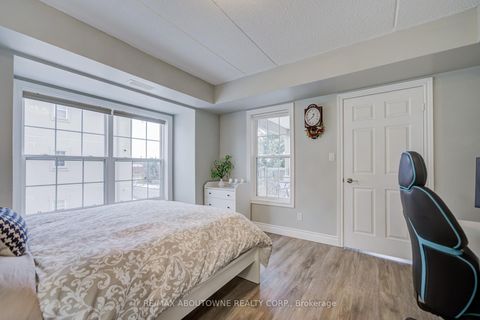 Photo 25 at 314 - 1460 Bishops Gate, GA Glen Abbey, Oakville