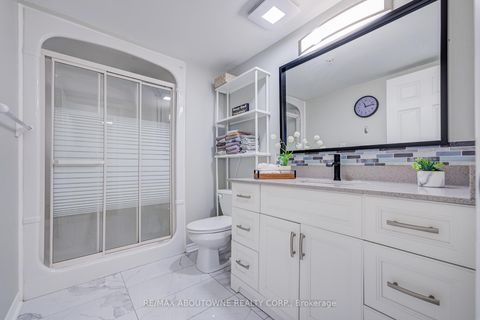 Photo 27 at 314 - 1460 Bishops Gate, GA Glen Abbey, Oakville