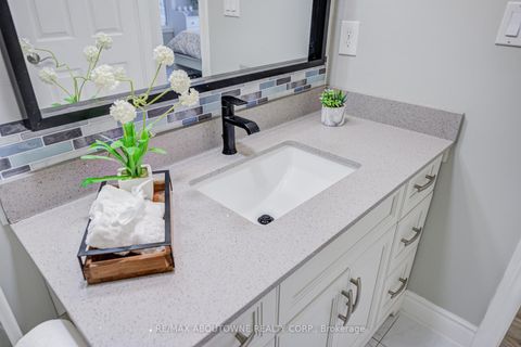 Photo 28 at 314 - 1460 Bishops Gate, GA Glen Abbey, Oakville