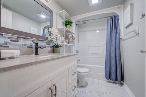 Photo 29 at 314 - 1460 Bishops Gate, GA Glen Abbey, Oakville