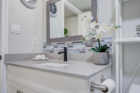 Photo 31 at 314 - 1460 Bishops Gate, GA Glen Abbey, Oakville