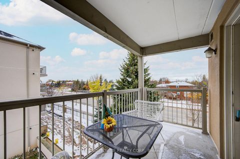 Photo 33 at 314 - 1460 Bishops Gate, GA Glen Abbey, Oakville