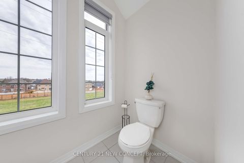 Photo 28 at 83 Bethpage Crescent, Glenway Estates, Newmarket