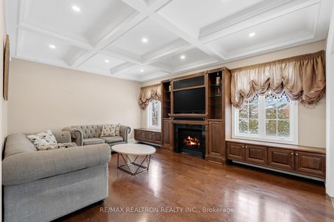 Photo 19 at 20 Shalom Aleichem Court, Patterson, Vaughan