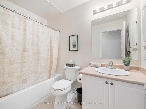 Photo 22 at 6 - 8900 Bathurst Street, Patterson, Vaughan