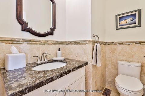 Photo 17 at 11 Humbercrest Boulevard, Lambton Baby Point, Toronto