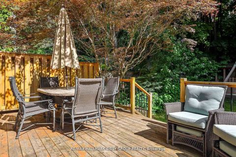 Photo 43 at 11 Humbercrest Boulevard, Lambton Baby Point, Toronto