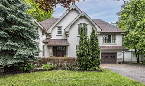 Photo 1 at 340 Spring Garden Avenue, Willowdale East, Toronto