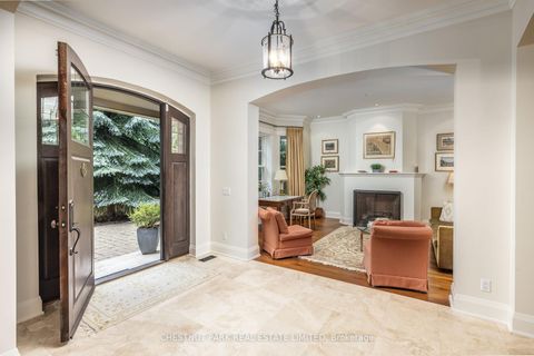 Photo 2 at 340 Spring Garden Avenue, Willowdale East, Toronto