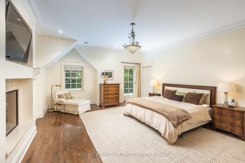 Photo 11 at 340 Spring Garden Avenue, Willowdale East, Toronto