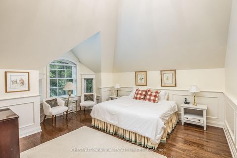 Photo 18 at 340 Spring Garden Avenue, Willowdale East, Toronto