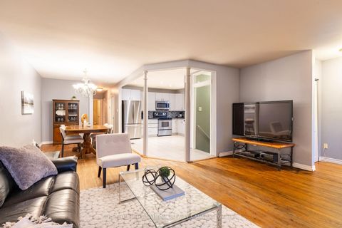 Photo 39 at 14 Beckenham Court, Etobicoke West Mall, Toronto