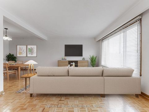 Photo 5 at 796 Davenport Road, Wychwood, Toronto