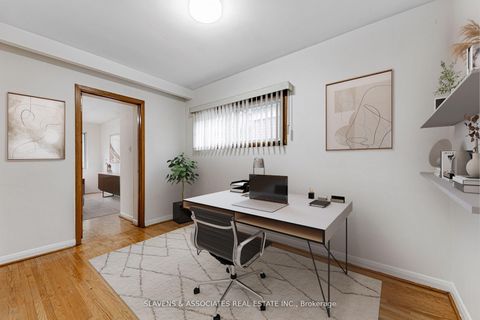 Photo 9 at 796 Davenport Road, Wychwood, Toronto