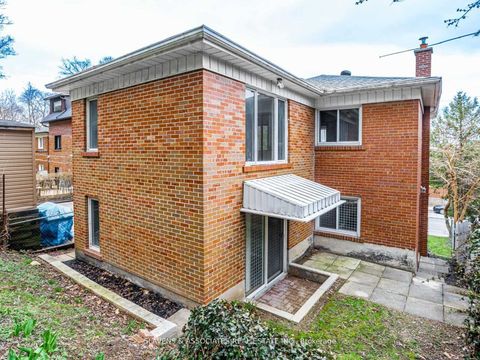 Photo 31 at 796 Davenport Road, Wychwood, Toronto