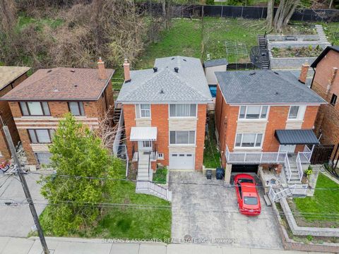 Photo 36 at 796 Davenport Road, Wychwood, Toronto