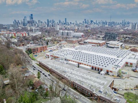 Photo 42 at 796 Davenport Road, Wychwood, Toronto