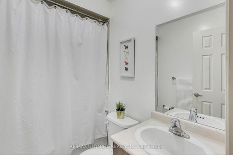 Photo 13 at 8 Odoardo Disanto Circle, CFB, Toronto