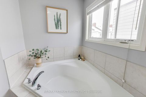 Photo 15 at 8 Odoardo Disanto Circle, CFB, Toronto