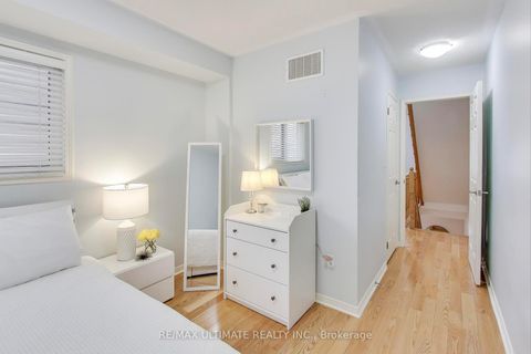 Photo 21 at 8 Odoardo Disanto Circle, CFB, Toronto