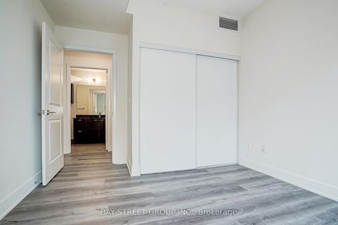 Photo 15 at 402 - 88 Sheppard Avenue E, Willowdale East, Toronto