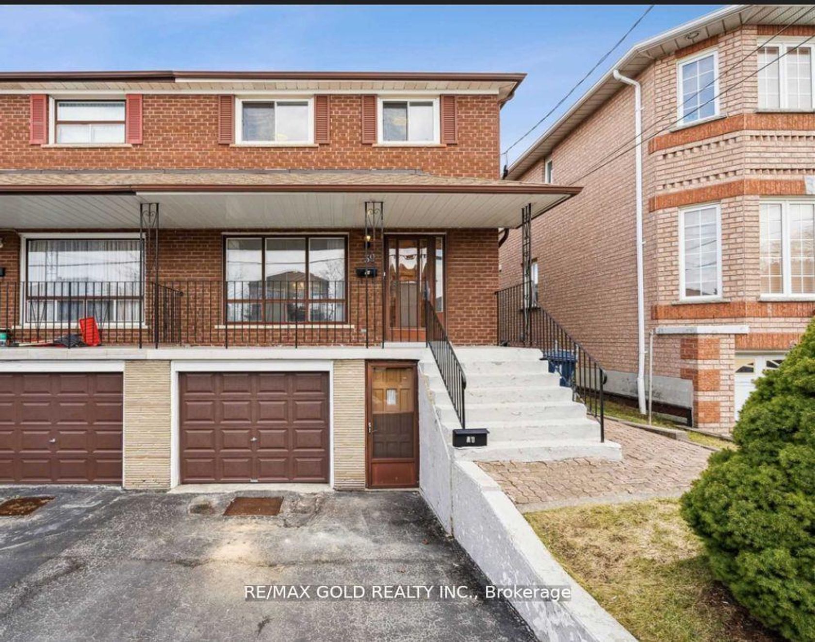 39 Magnolia Avenue, Kennedy Park, Toronto 