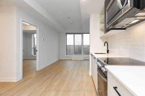 Photo 14 at 524 - 2300 St. Clair Avenue W, Junction Area, Toronto