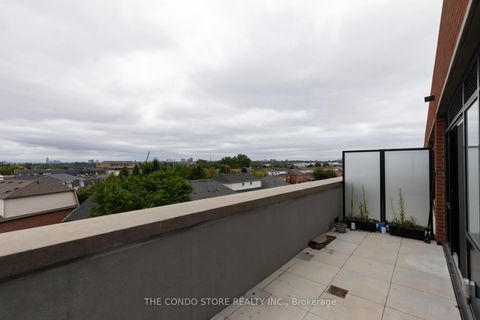 Photo 28 at 524 - 2300 St. Clair Avenue W, Junction Area, Toronto