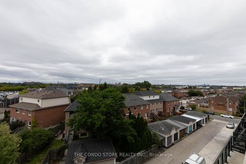 Photo 30 at 524 - 2300 St. Clair Avenue W, Junction Area, Toronto