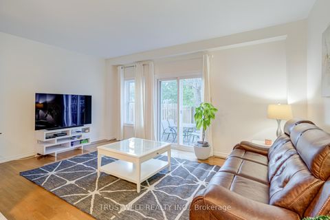 Photo 8 at 44 Caronia Square, Malvern, Toronto