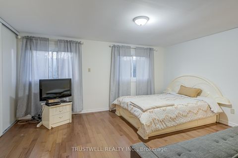 Photo 16 at 44 Caronia Square, Malvern, Toronto