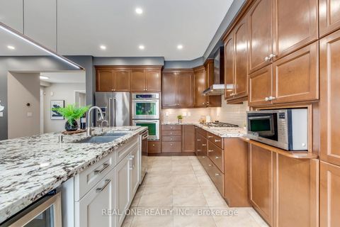 Photo 10 at 1254 Jezero Crescent, JC Joshua Creek, Oakville