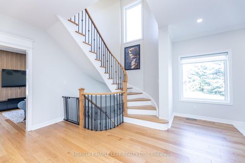 Photo 13 at 238 Devonsleigh Boulevard, Devonsleigh, Richmond Hill