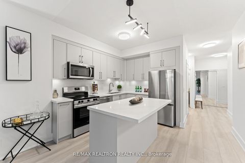 Photo 9 at 229 - 7900 Bathurst Street, Beverley Glen, Vaughan