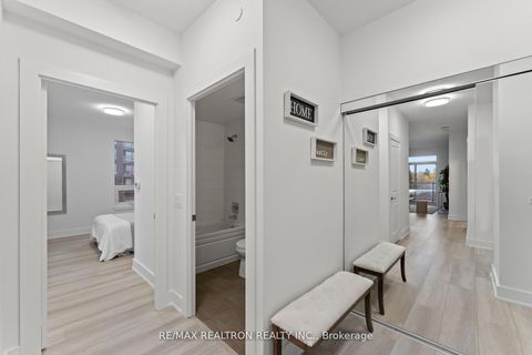 Photo 22 at 229 - 7900 Bathurst Street, Beverley Glen, Vaughan