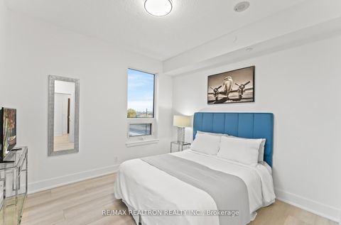 Photo 23 at 229 - 7900 Bathurst Street, Beverley Glen, Vaughan