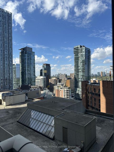 Photo 9 at 2116 - 8 Park Road, Moore Park, Toronto