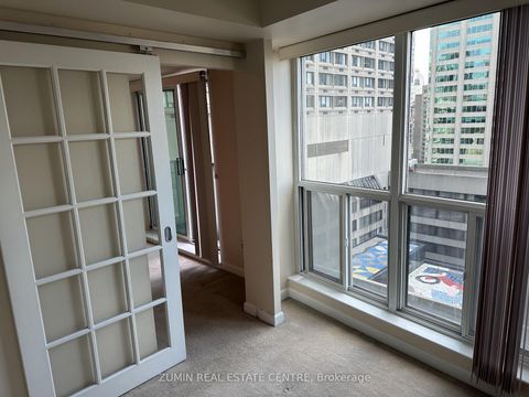 Photo 14 at 2116 - 8 Park Road, Moore Park, Toronto