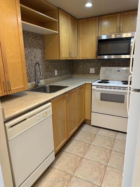 Photo 20 at 2116 - 8 Park Road, Moore Park, Toronto