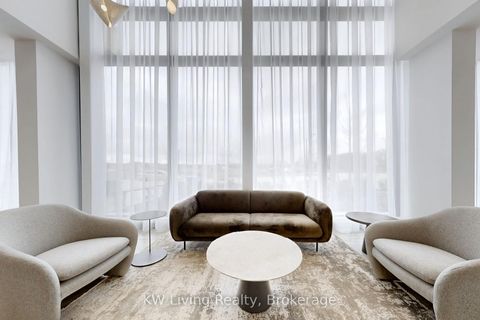 Photo 18 at 218 - 6 David Eyer Road, Rural Richmond Hill, Richmond Hill