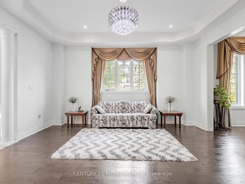 Photo 4 at 9A Anglin Drive, Jefferson, Richmond Hill