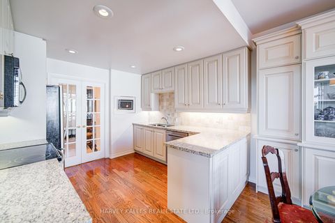 Photo 16 at 404 - 1 Glen Park, Lawrence, Toronto