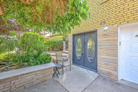 Photo 3 at 89 Portage Avenue, Pelmo Park W4, Toronto