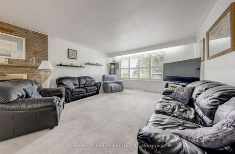 Photo 16 at 89 Portage Avenue, Pelmo Park W4, Toronto